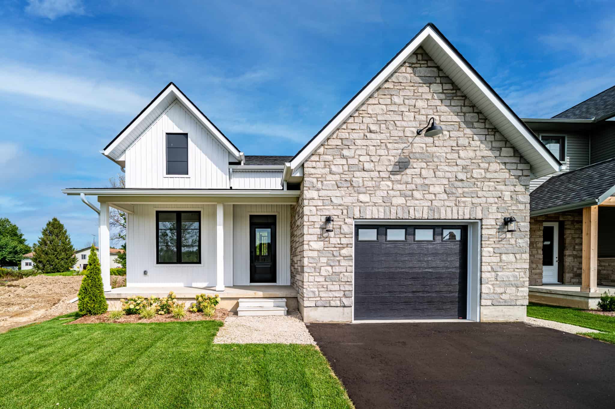 BRAND NEW PROPERTY FOUND IN AN EXCEPTIONAL STAYNER NEIGHBOURHOOD