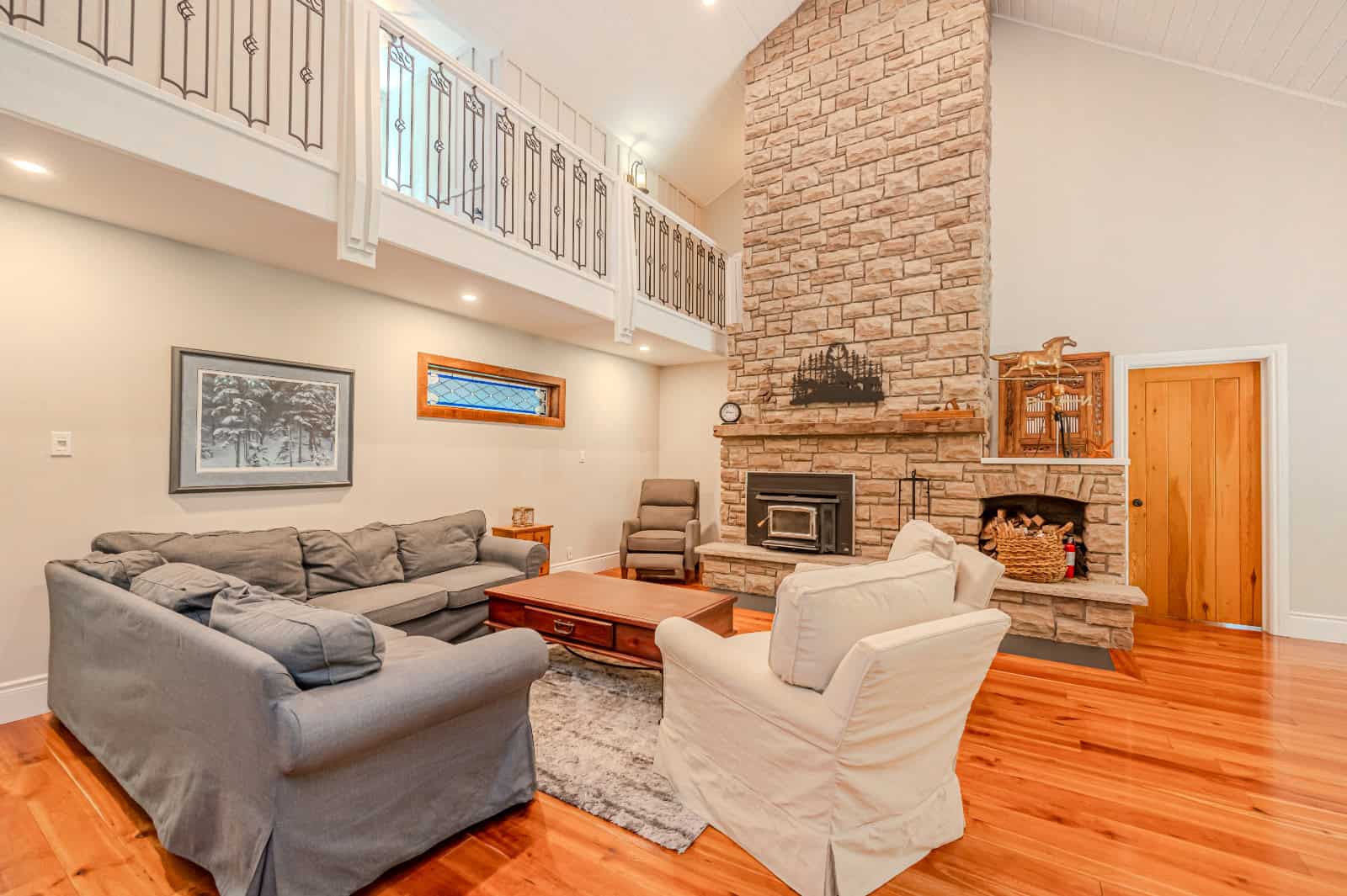 For Sale 1304 Bass Lake Side Road W, OroMedonte, ON (S9031413