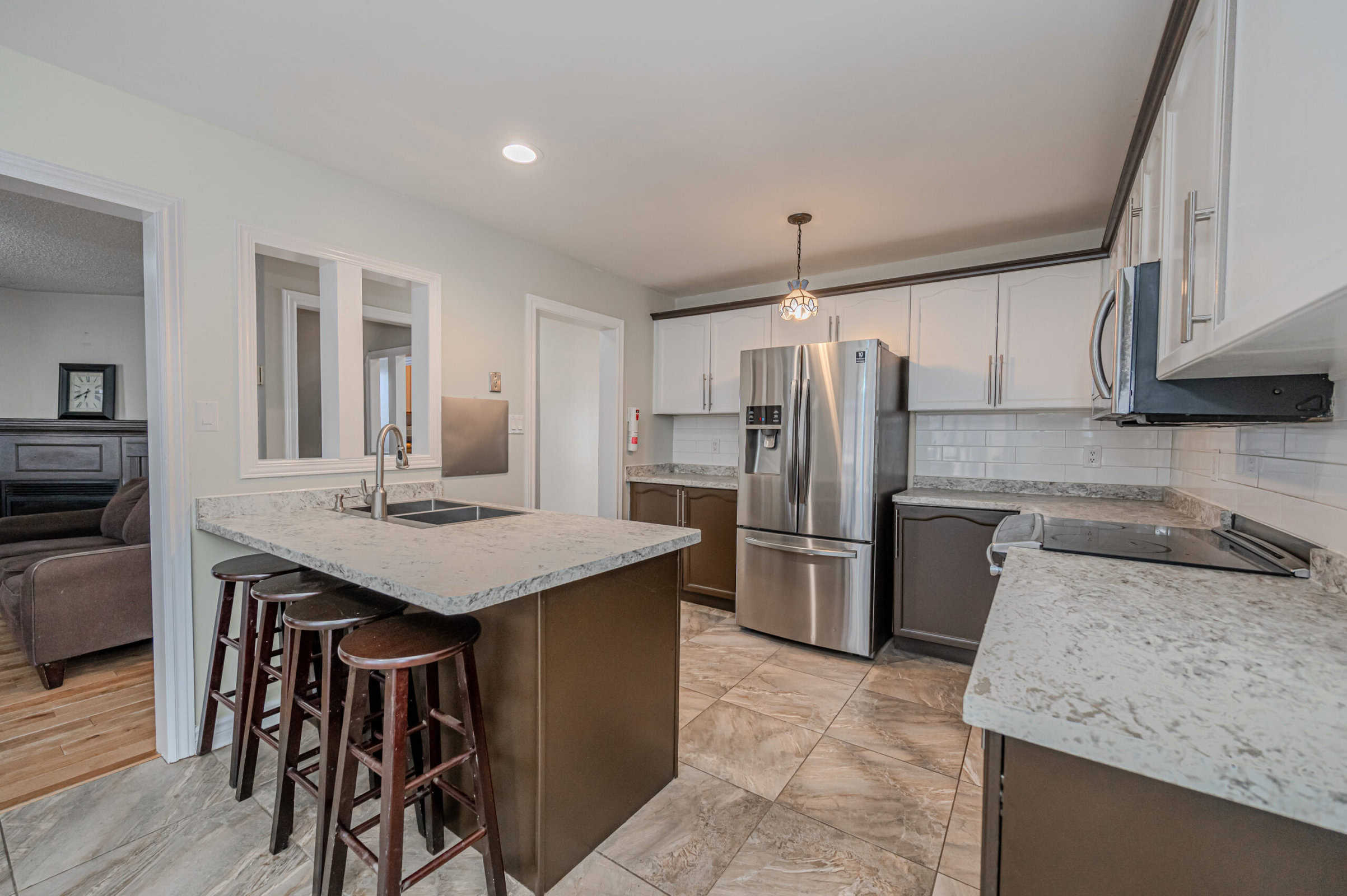 For Sale 3168 Monarch Drive, Orillia, ON (S8397424) Peggy Hill Team