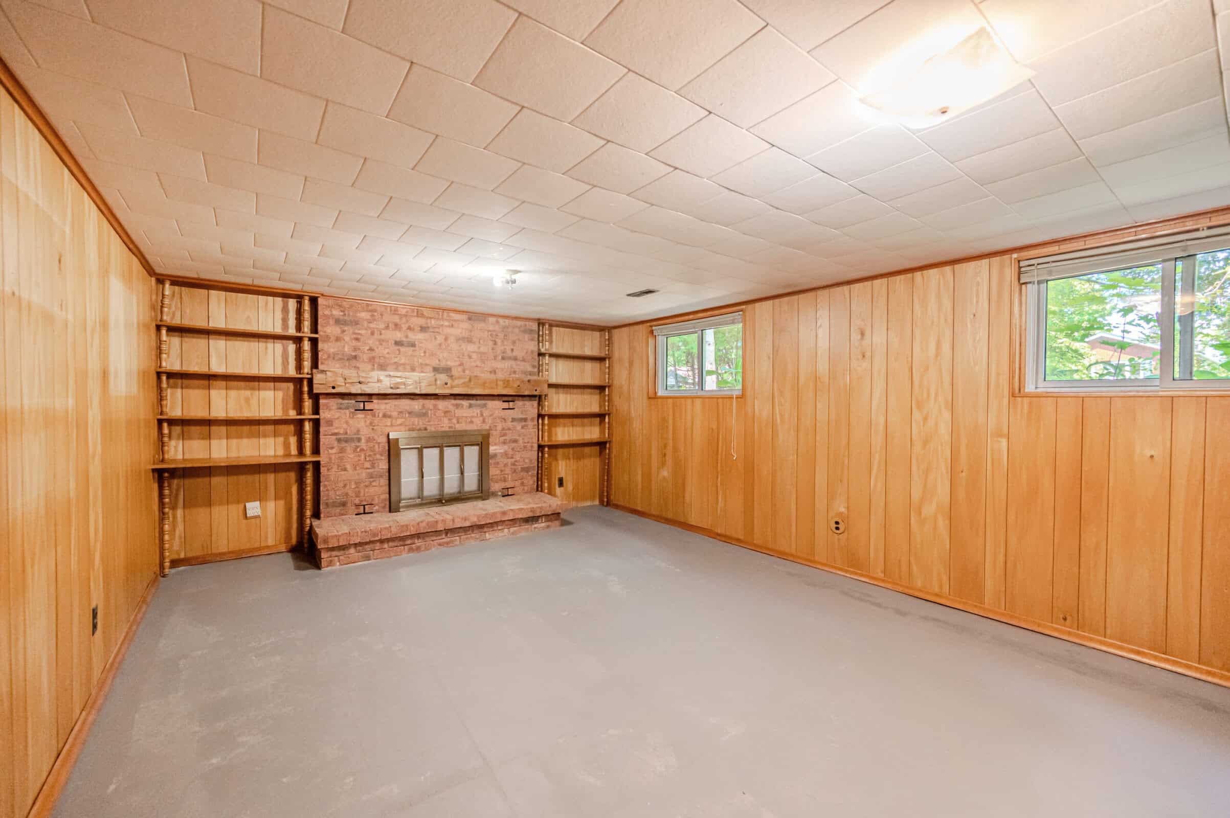 For Sale 367 Highland Avenue, Orillia, ON ( S8461682) Peggy Hill Team REMAX Hallmark Realty