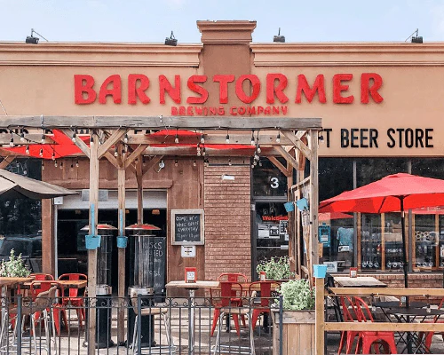 Barnstormer Brewing and Distilling Co. in Barrie 