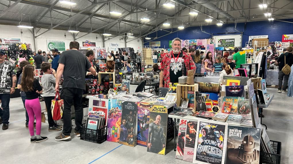 Photo from Last Year Barrie Comicon Showcasing Vendors and Attendees. 