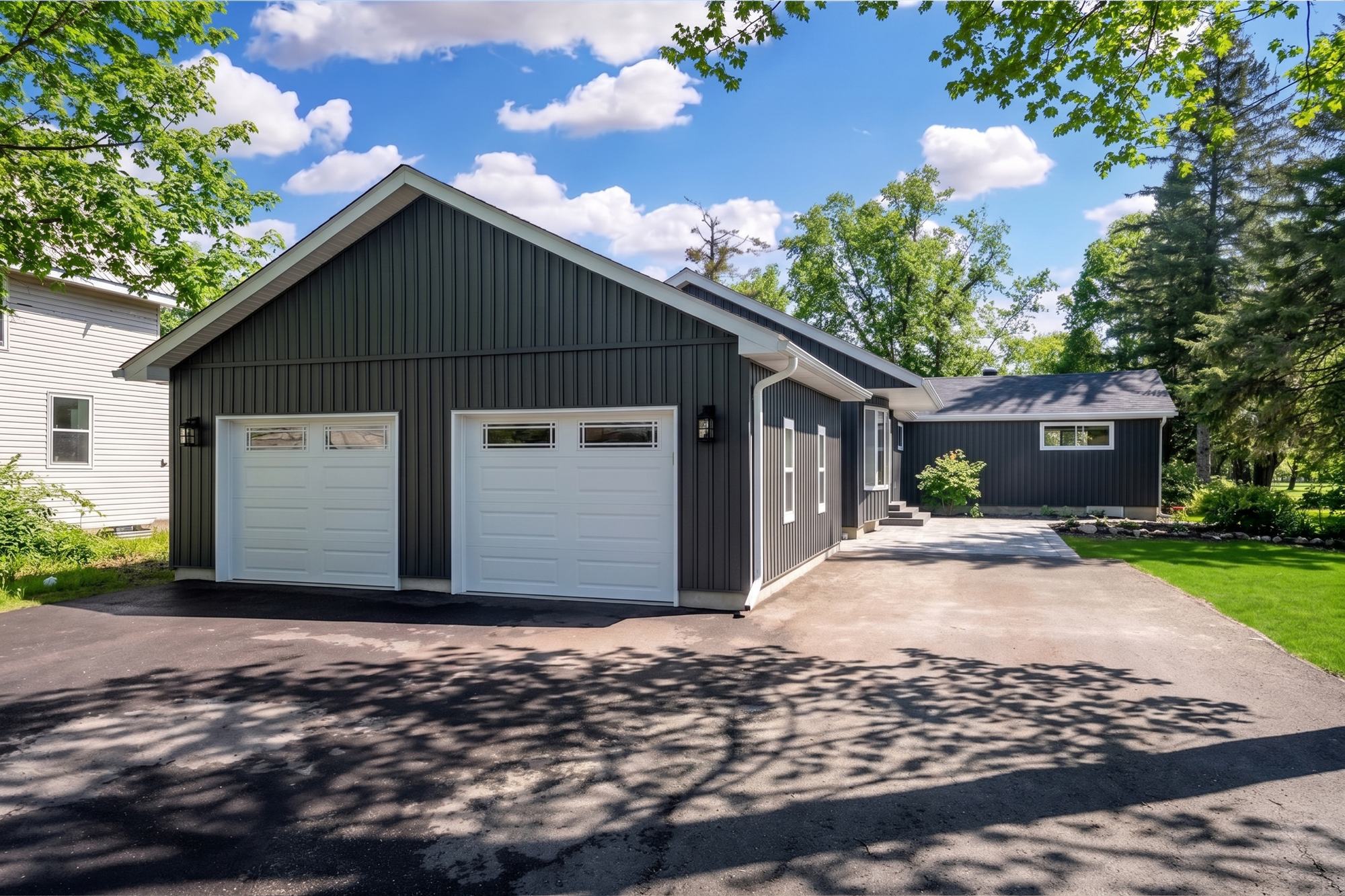 386 Peter Street North, Orillia, ON