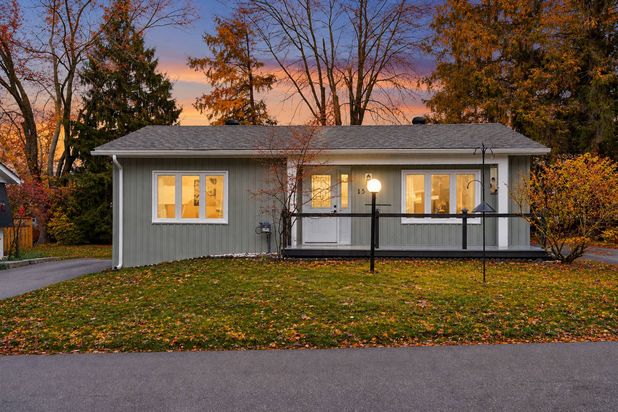 15 Cherrywood Lane, Innisfil, ON