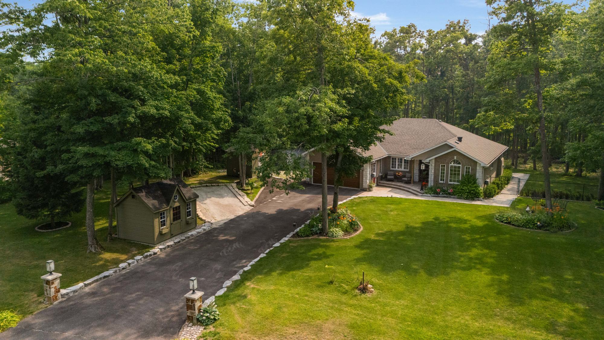 6 Maplehill Drive, Oro-Medonte, ON