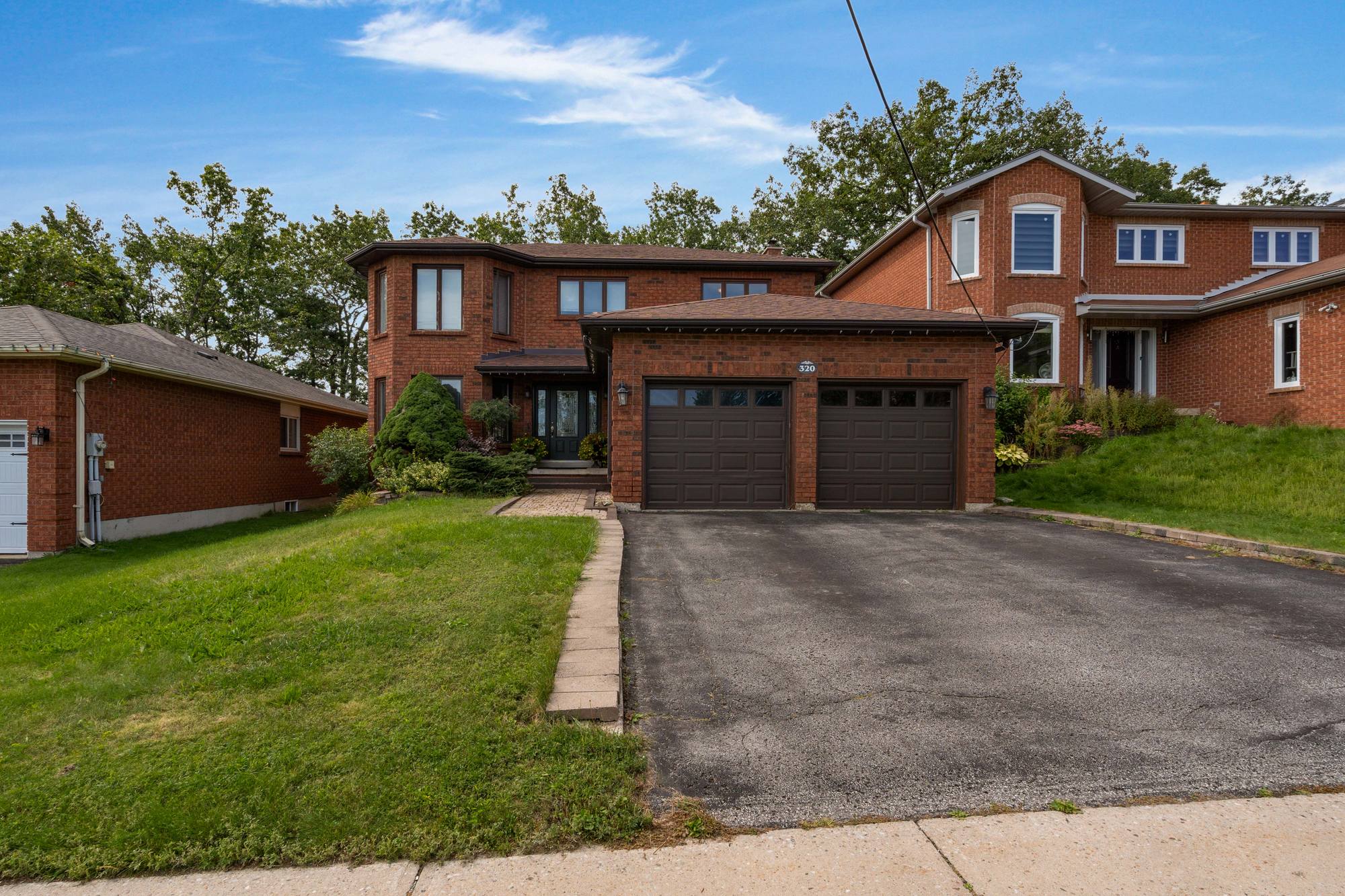 320 Leacock Drive, Barrie, ON