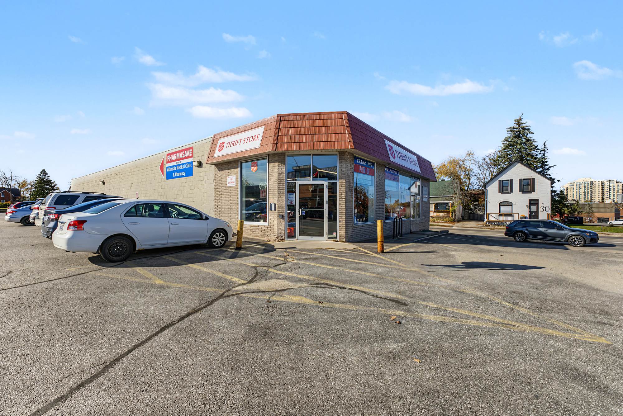 11 Essa Road, Barrie, ON