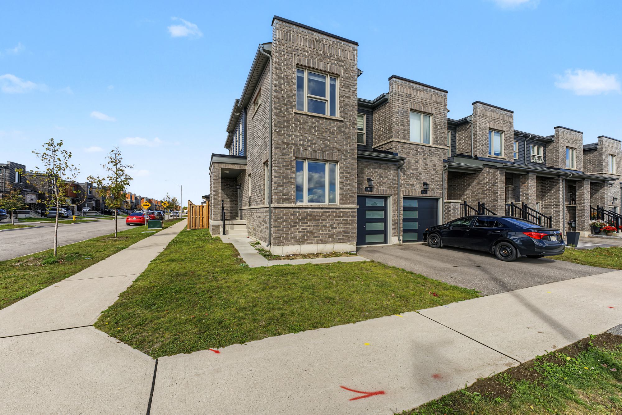 11 Turnberry Lane, Barrie, ON