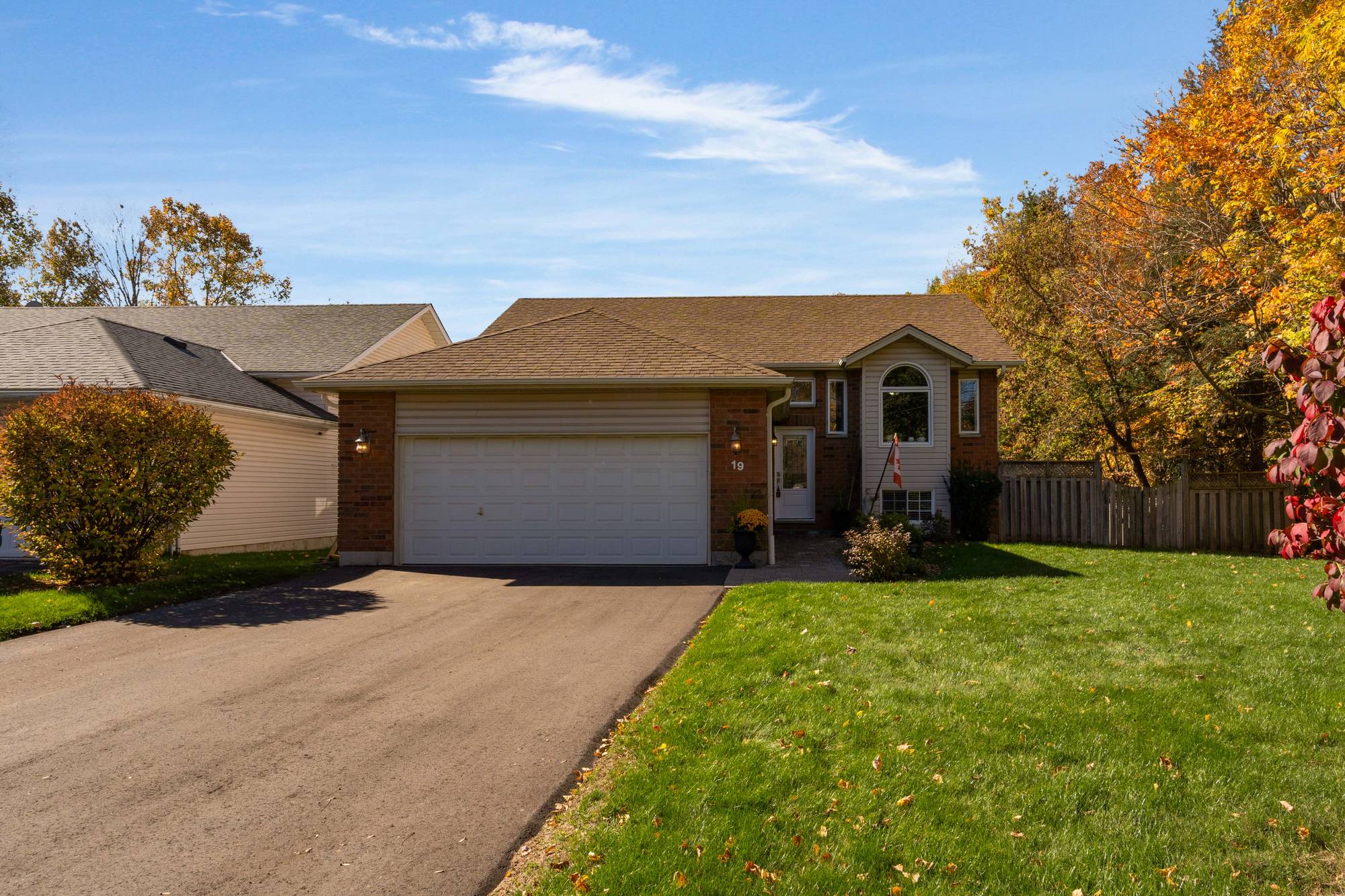 19 Vernon Street, Angus, ON