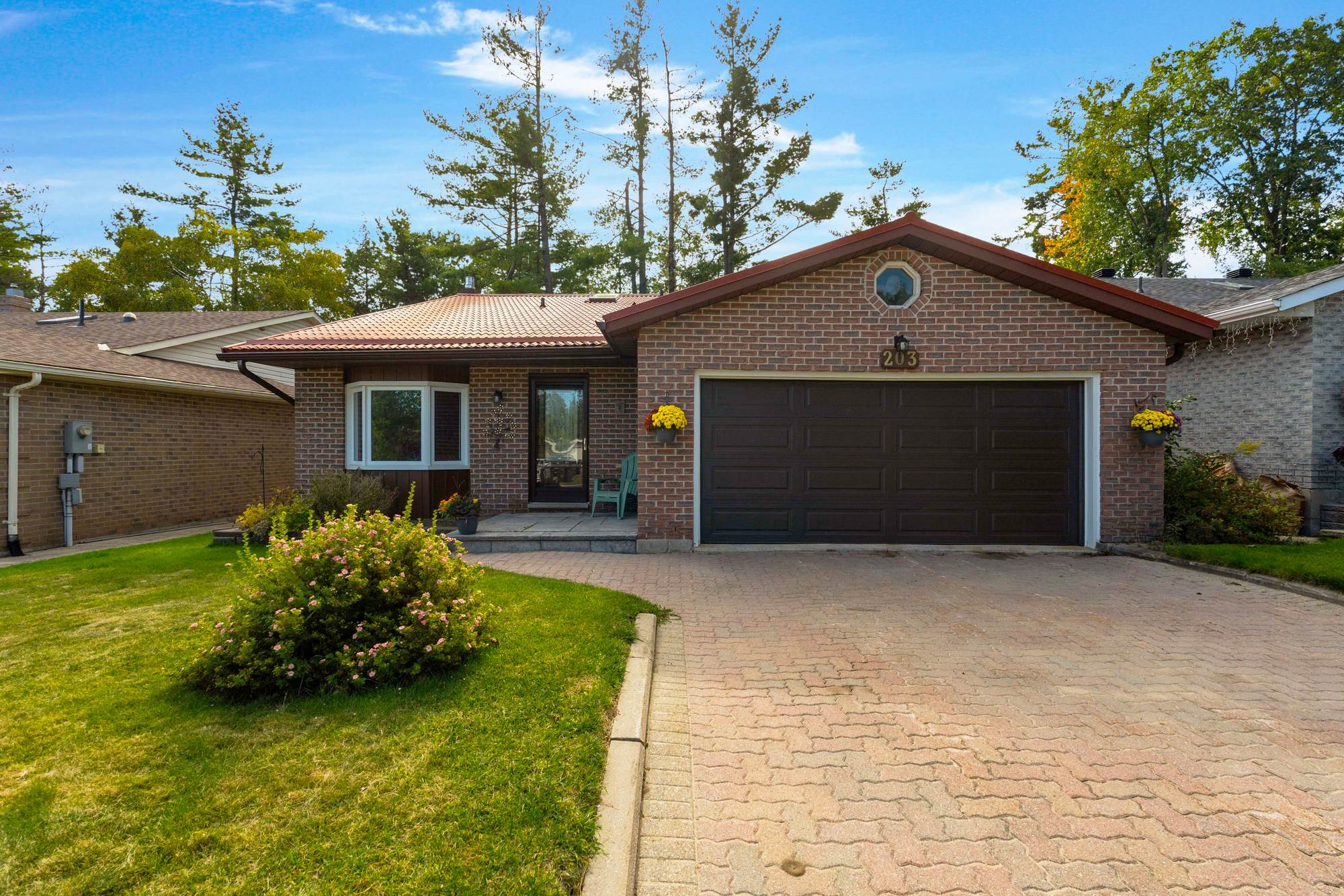 203 Little Avenue, Barrie, ON