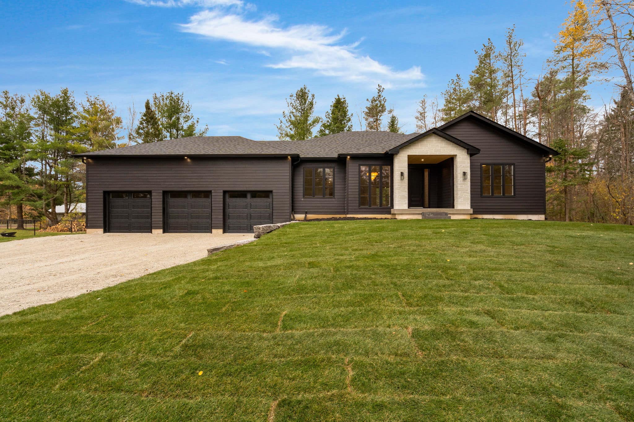 3 Crystalwood Lane, Midhurst, ON