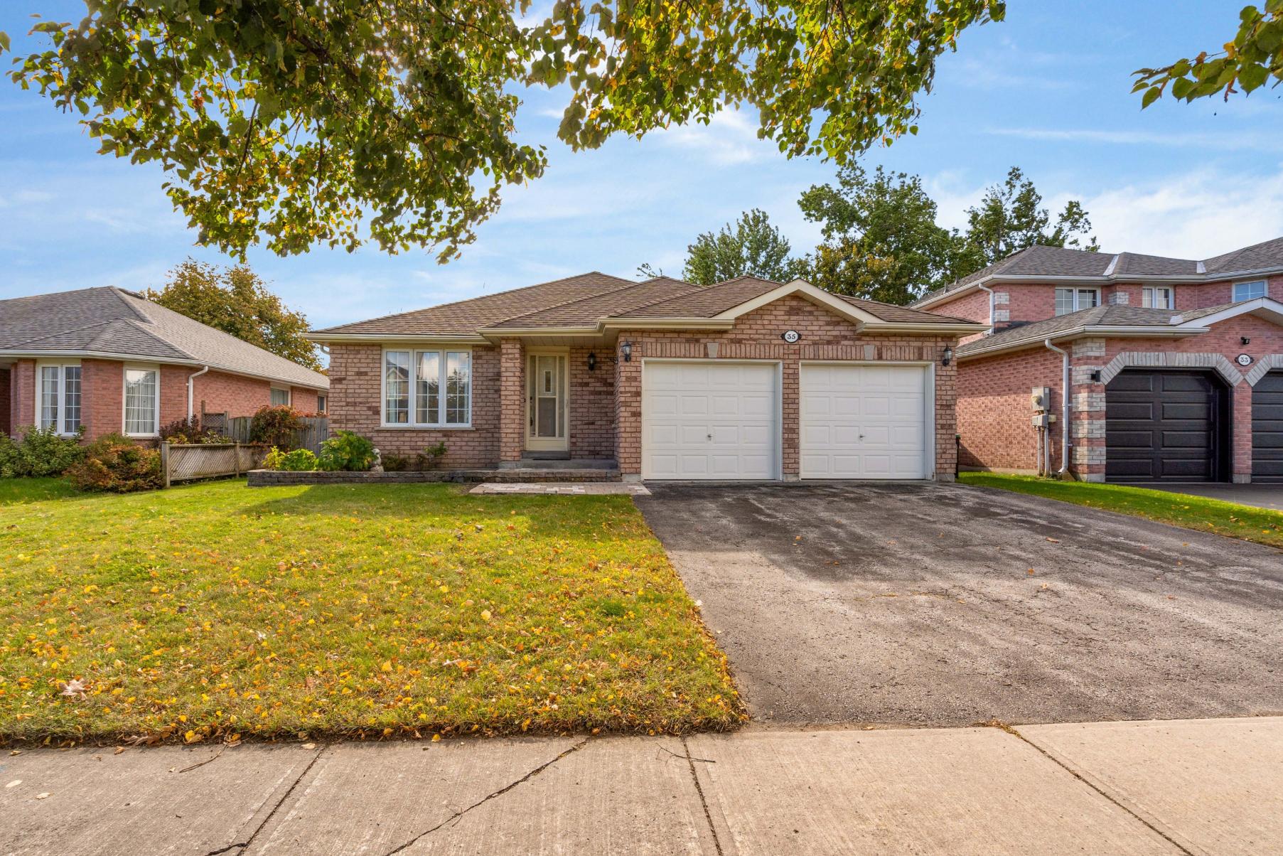 35 Livia Herman Way, Barrie, ON