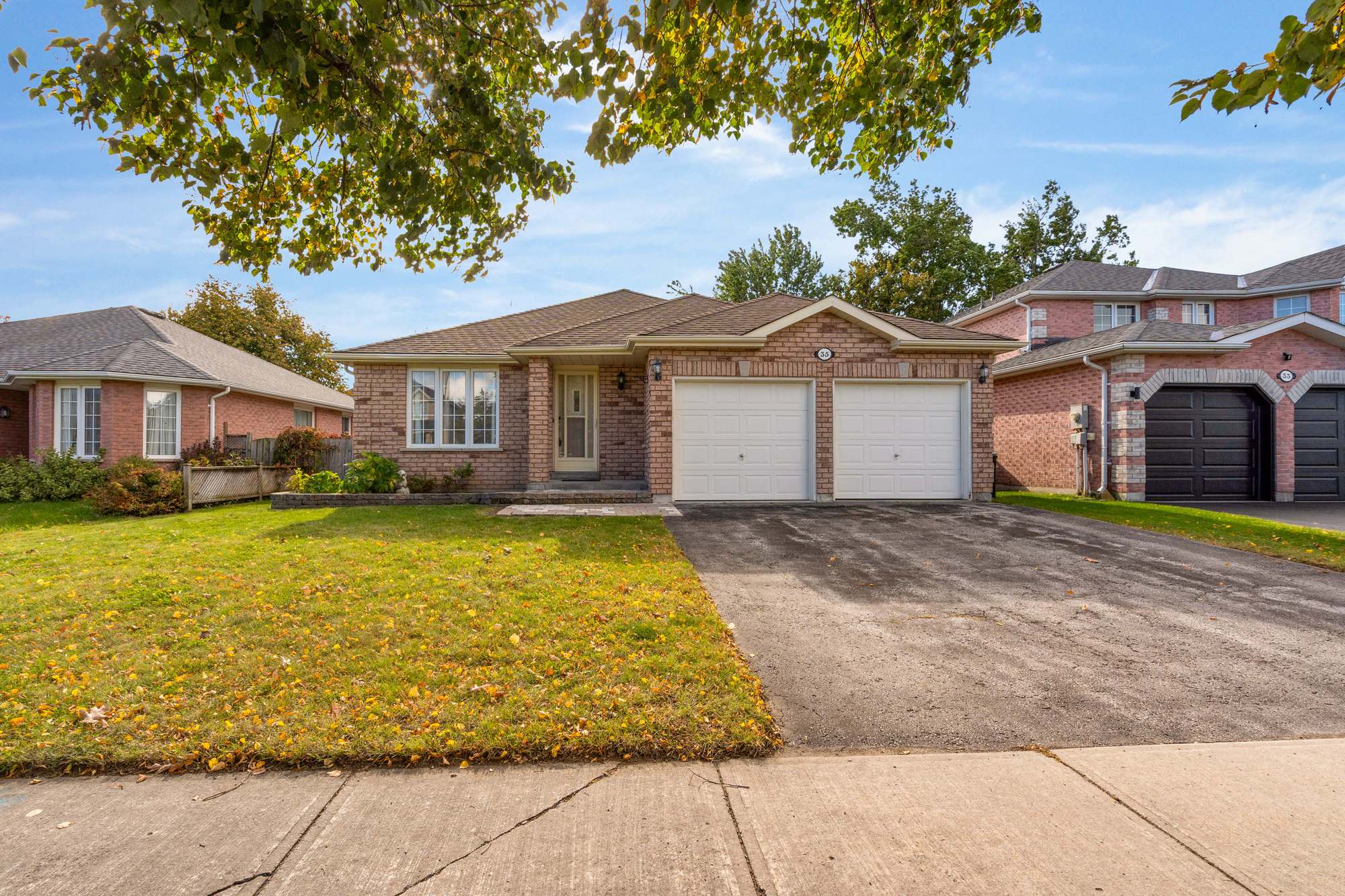 35 Livia Herman Way, Barrie, ON