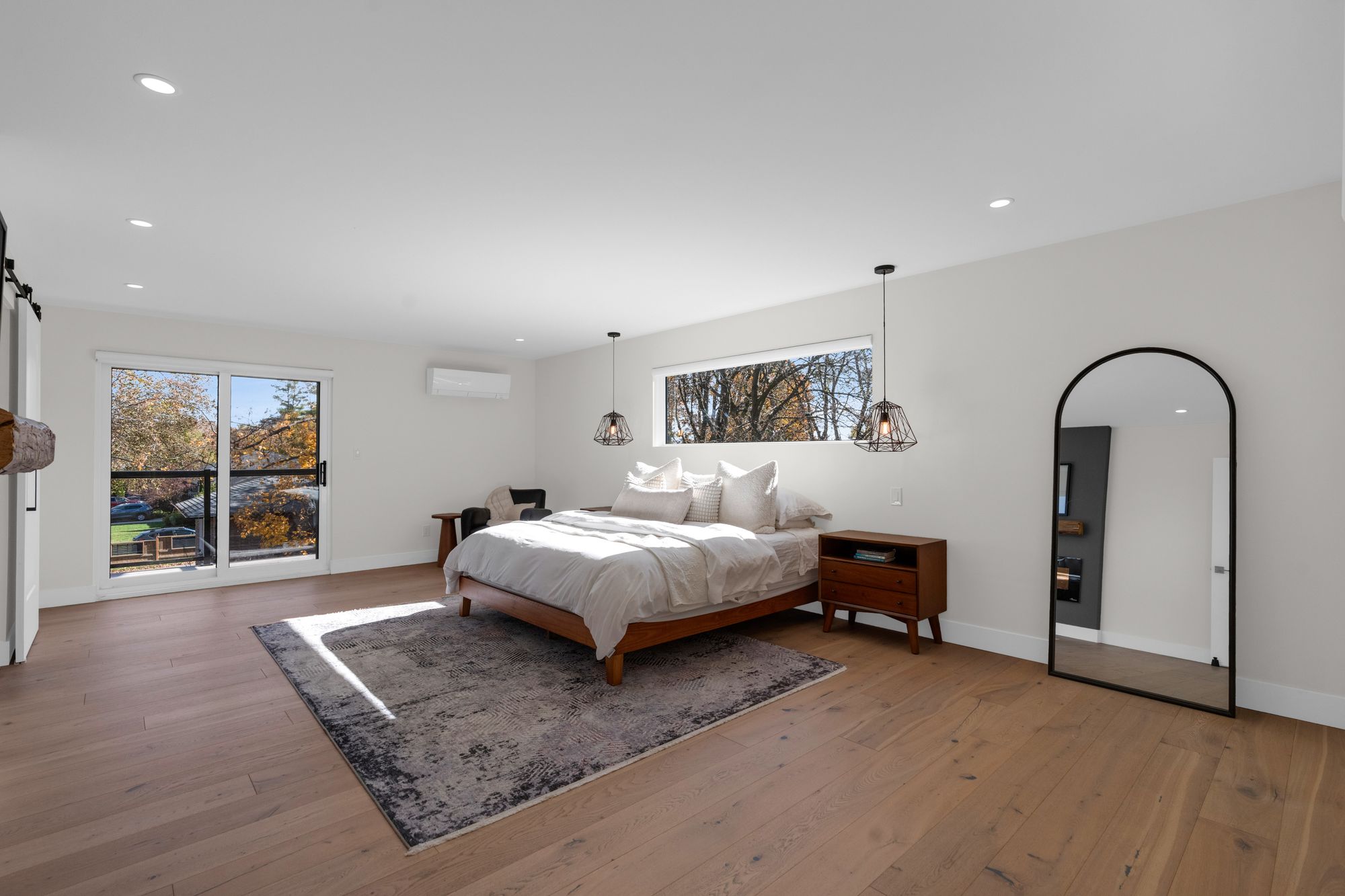 83 Nelson Street, Barrie, ON