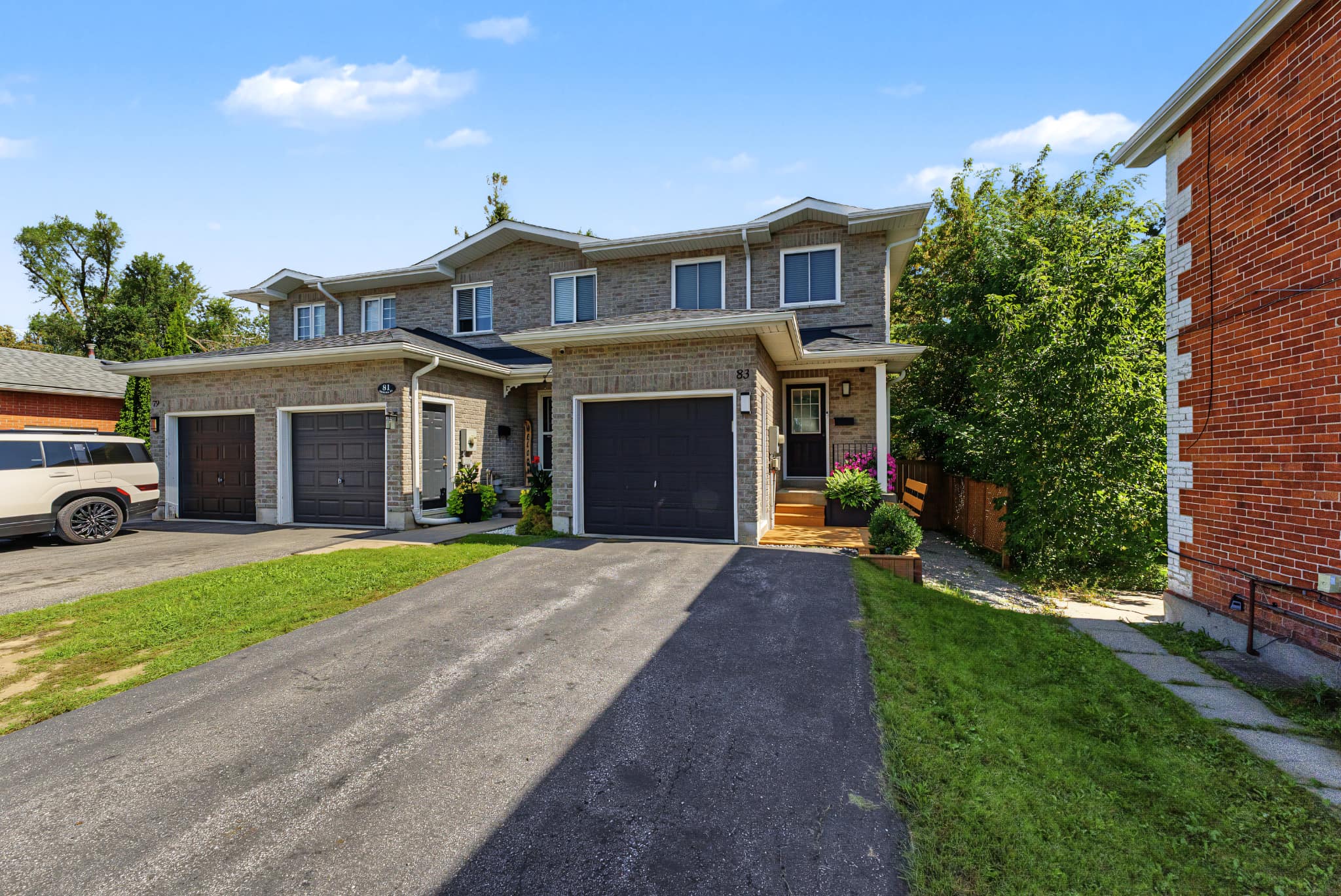 83 Sanford Street, Barrie, ON