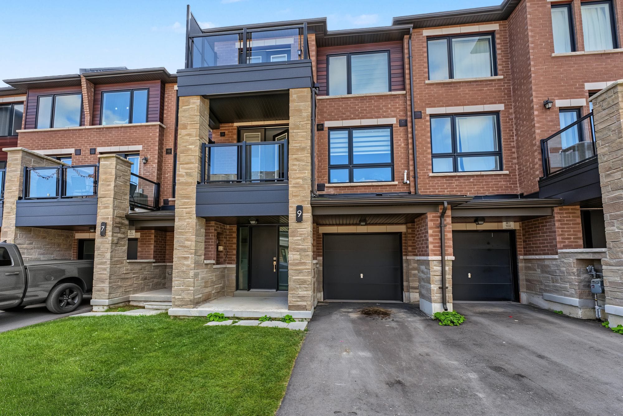 9 Red Maple Lane, Barrie, ON