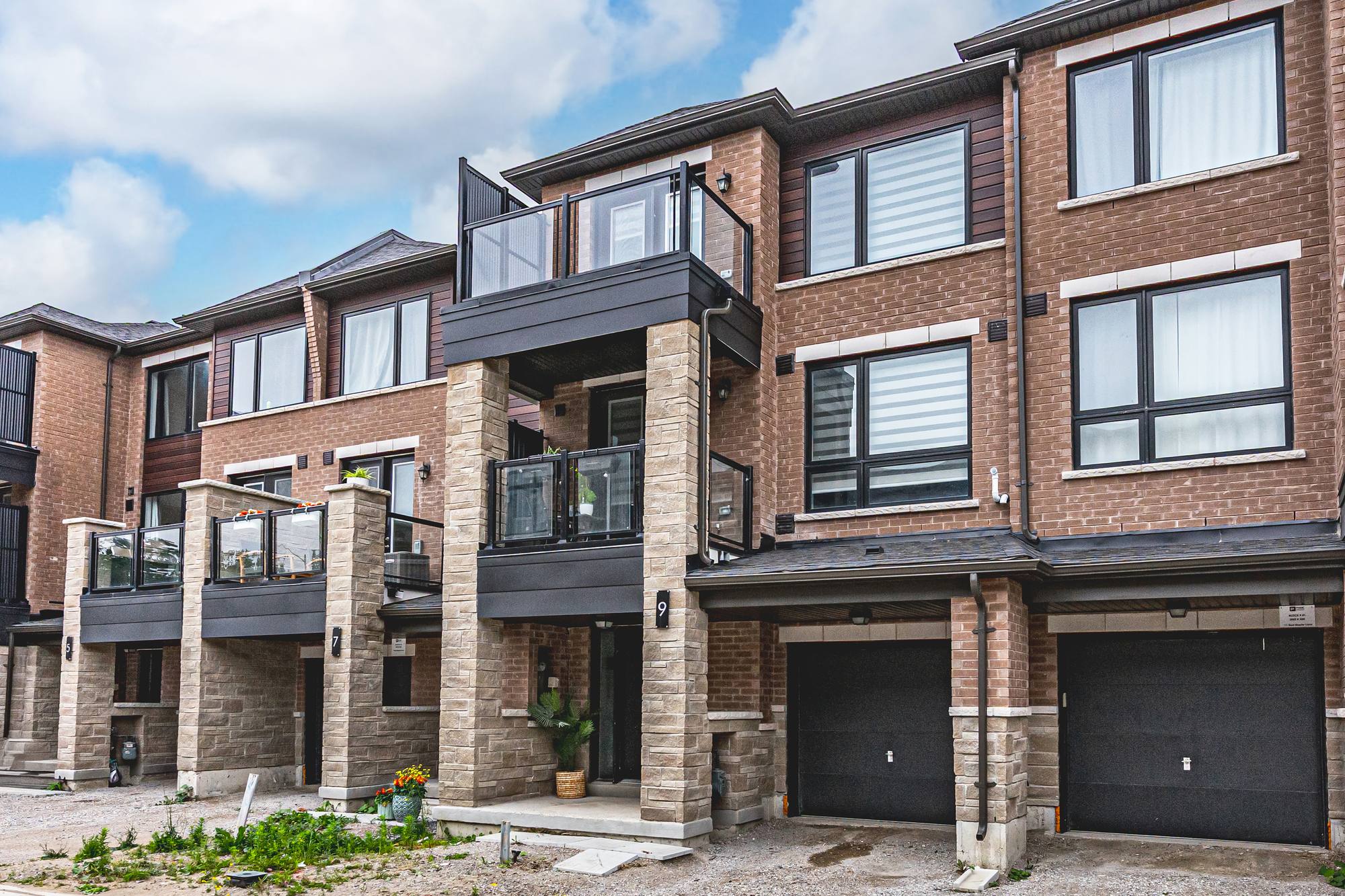 9 Red Maple Lane, Barrie, ON